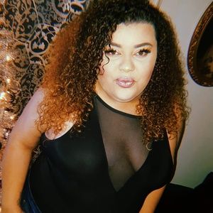 Meet your Posher, Carrie